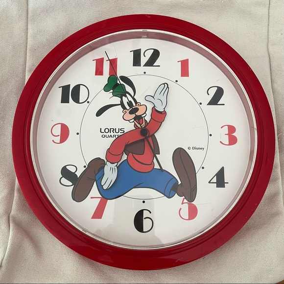Vintage Walt Disney Goofy 10” Wall Clock Lorus Quartz Japan Red frame Tested - Picture 7 of 10